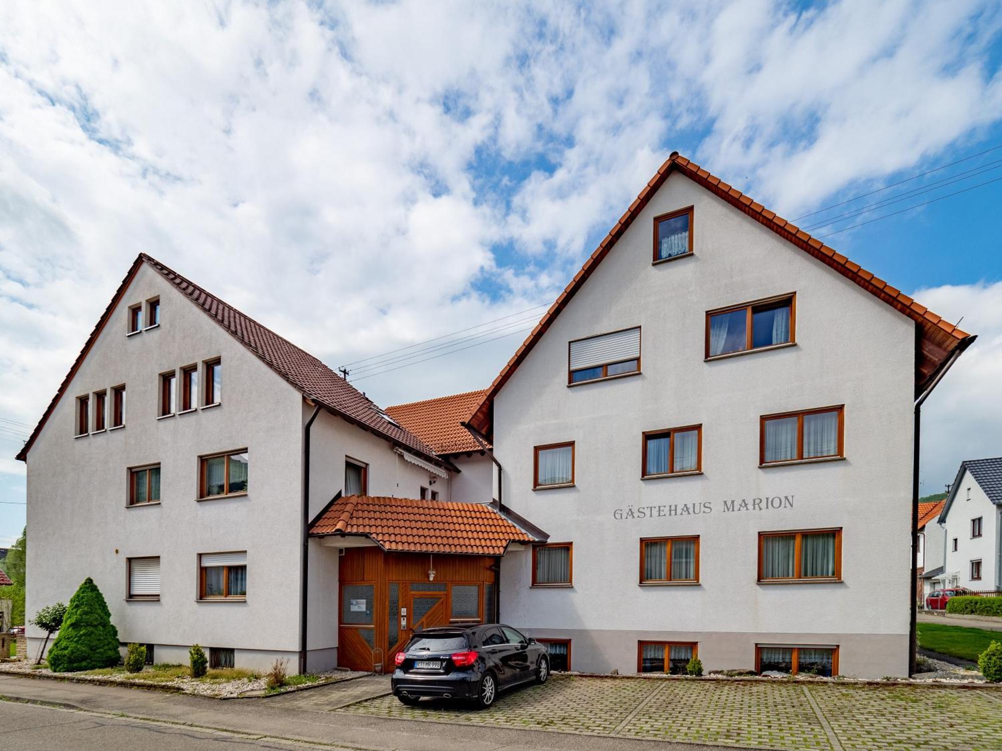 Gaestehaus Marion Dettingen an der Erms Exterior foto